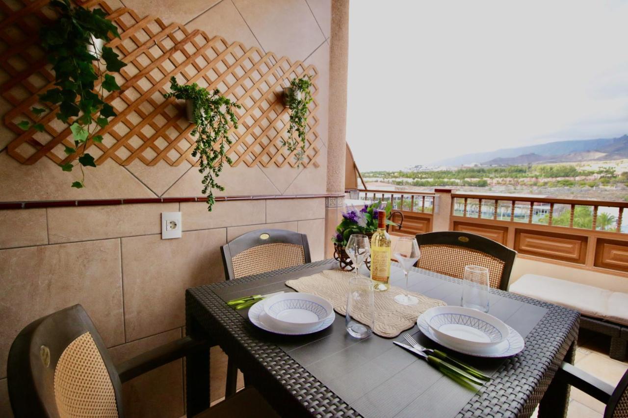 Ohana Atico Avenida Chayofita Los Cristianos  Exterior photo